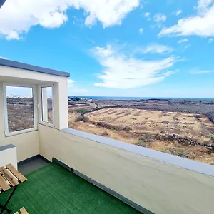 Apartamento En Con Vista Al Mar, Mala